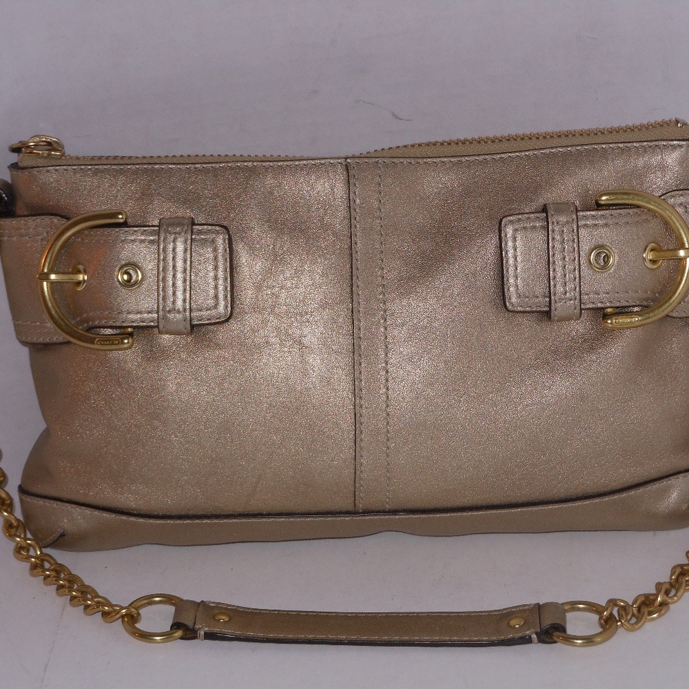 COACH GOLD LEATHER SHOULDER BAG - Picture 5 of 8